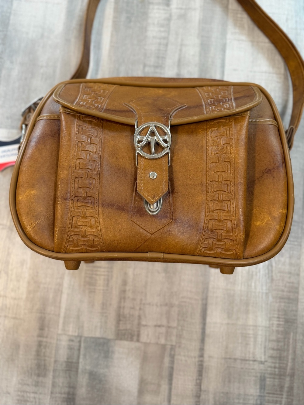 Vintage 1978 American Tourister Brown Carry On Flight Shoulder Bag w Key
